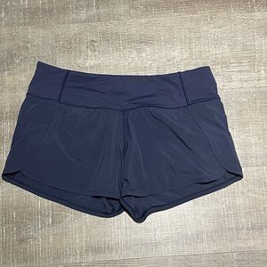 Lululemon 4” shorts